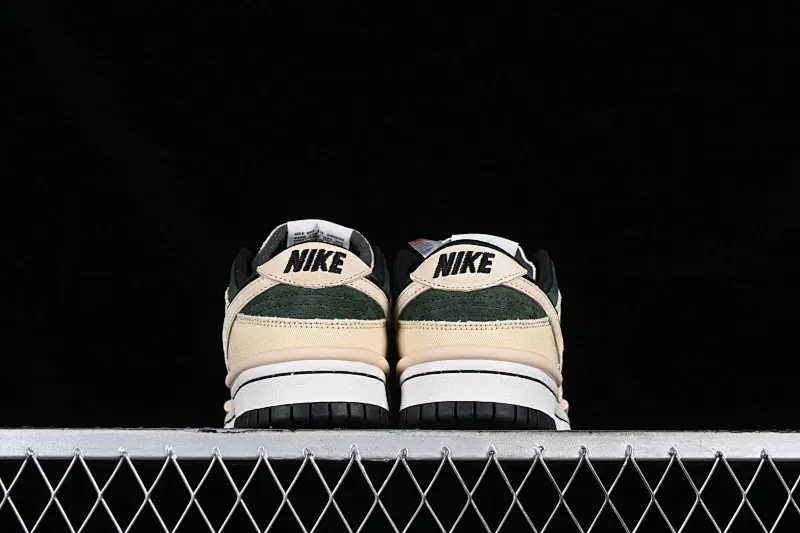 All categories Nk SB Dunk Series Nk SB Dunk Low low-top sneakers Otomo Katsuhiro x Nk SB Dunk Low washed denim canvas double hook Otomo Katsuhiro low-top casual sports skateboard shoes DZ2794-466